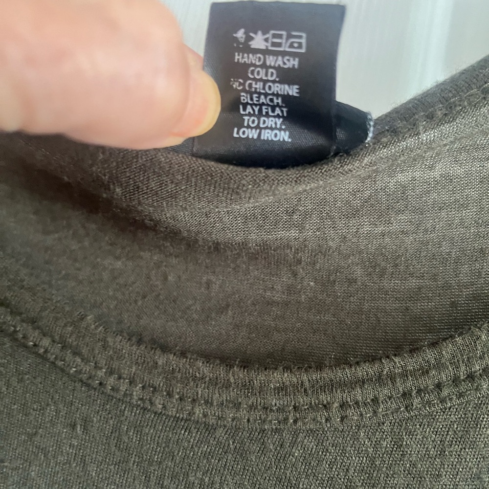 Rue 21 Top - Picture 6 of 10